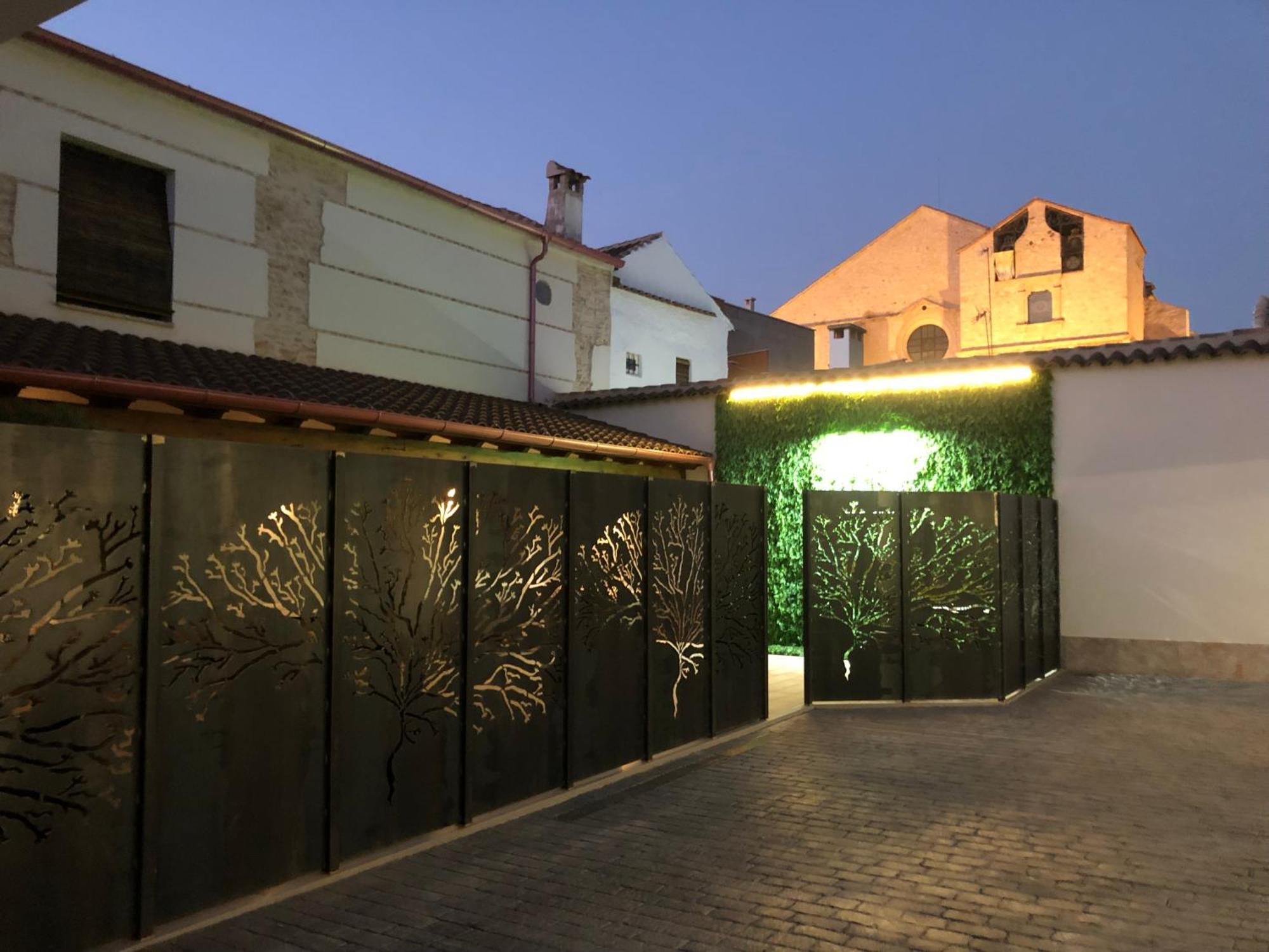 Ibsen Almagro Apartment Ngoại thất bức ảnh