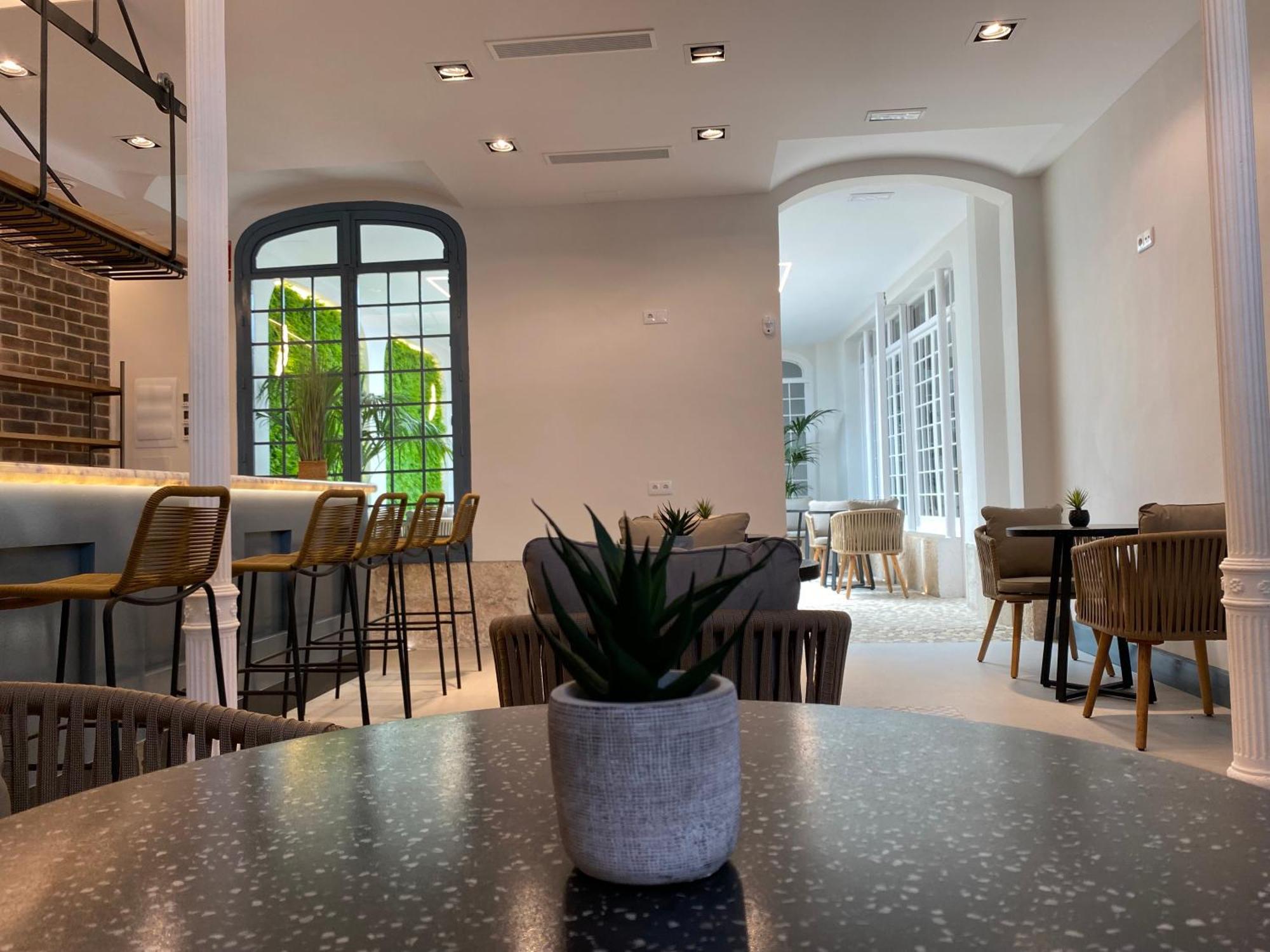 Ibsen Almagro Apartment Ngoại thất bức ảnh